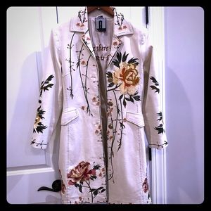 Embroidered long jacket